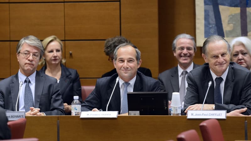 Respectivement de gauche à droite Jean-Laurent Bonnafé (BNP Paribas), Frédéric Oudéa (Société Générale) et Jean-Paul Chiffler (Crédit Agricole) en 2013, lors d'une audition parlementaire sur la réforme bancaire.