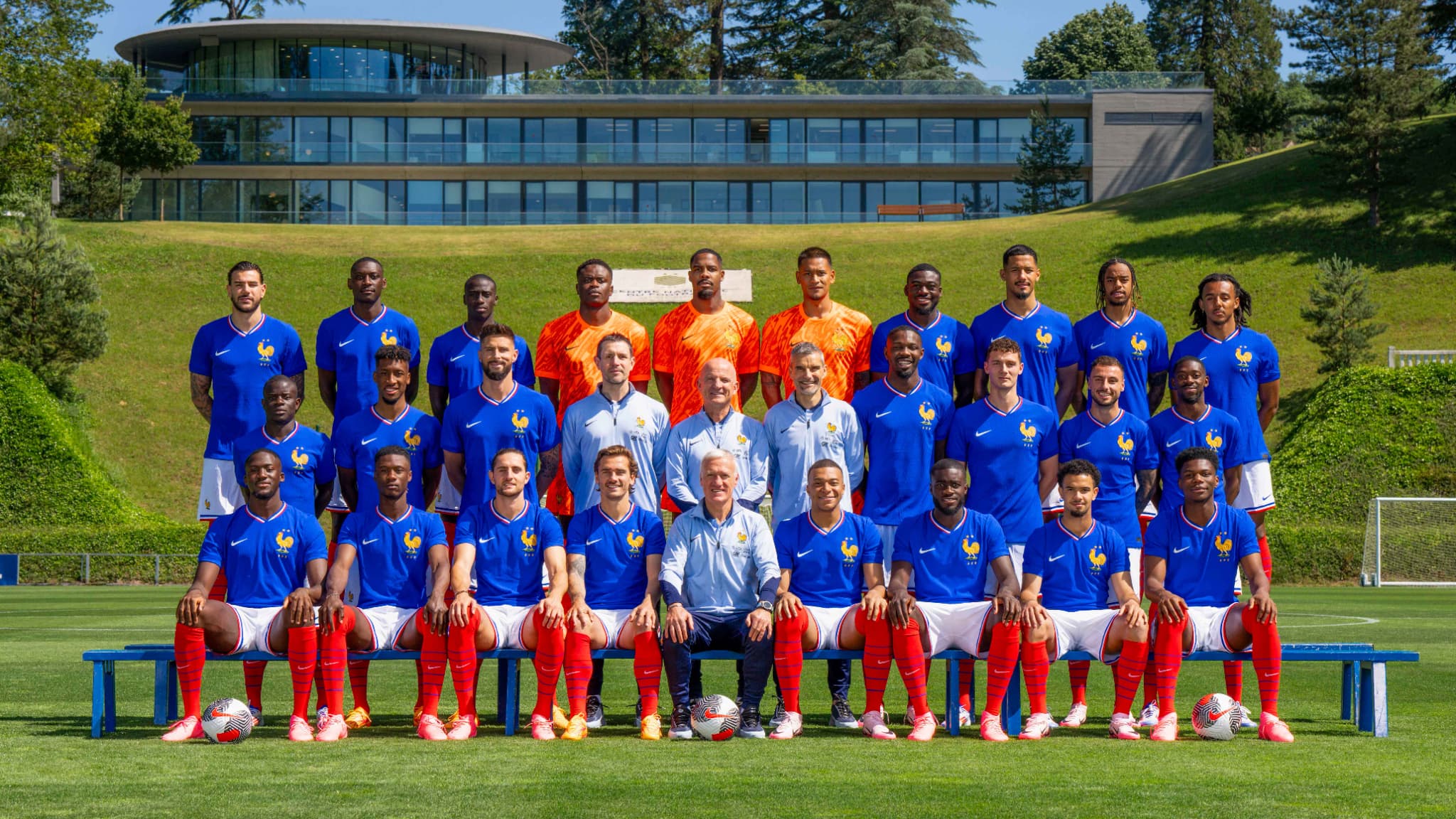 La photo officielle de l'équipe de France pour l'Euro 2024 La photo officielle de l'équipe de France pour l'Euro 2024