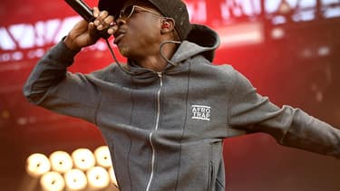 Le jeune rappeur MHD, en concert aux Vieilles Charrues, le 14 juillet 2017.