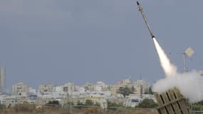 Ashdod, le 15 juillet 2014. Un missile du Dôme de fer israélien visant à détruire les attaques de roquettes palestiniennes.