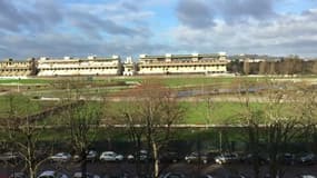 Les futurs HLM donnent sur l'hippodrome d'Auteuil.