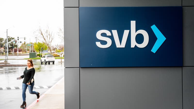 Chute de SVB: la règlementation bancaire américaine n'est-elle pas assez stricte?