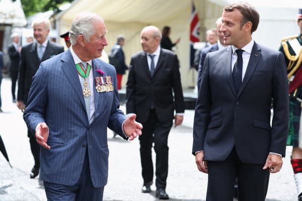 Le prince Charles et Emmanuel Macron le 18 juin 2020 à Londres pour célébrer l'appel du général de Gaulle.