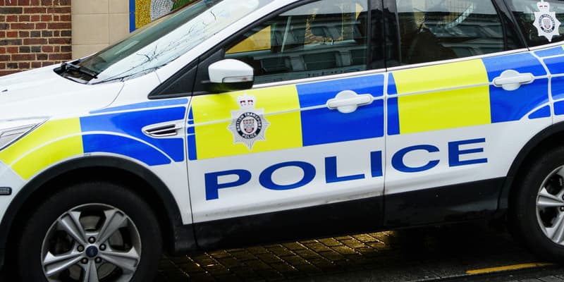 Image d'illustration d'une voiture de police britannique