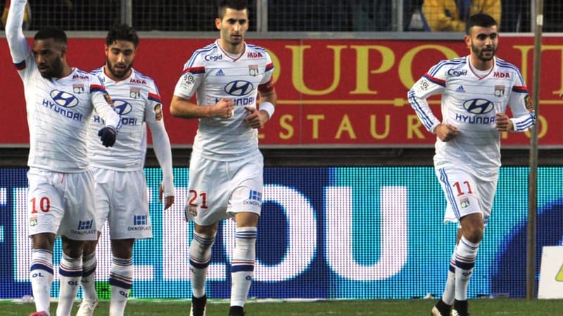 Maxime Gonalons, Rachid Ghezzal et Alexandre Lacazette