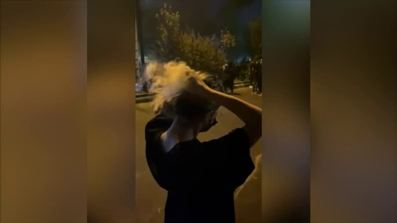 En Iran, la mort d'une jeune femme de 20 ans aux cheveux libres et noués devient le nouveau symbole des manifestations