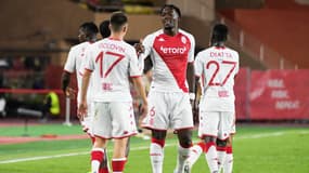Golovin, Disasi et Diatta à la fin du match de Monaco, 4e journée de Ligue Europa, le 6 octobre 2022