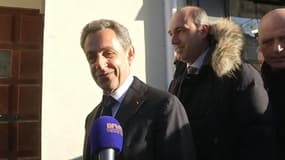 Sarkozy voudrait rencontrer "en toute simplicité" les Français, sans la presse