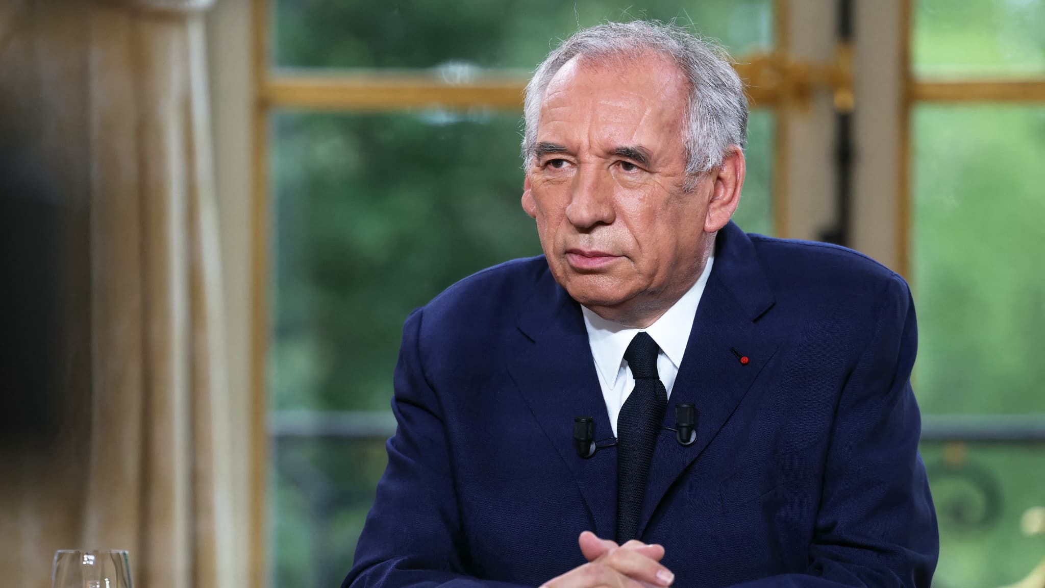"100.000 PERSONNES, C'EST UN CHIFFRE ASSEZ BAS": FRANÇOIS BAYROU PEU INQUIET PAR LE MOUVEMENT "BLOQUONS TOUT"