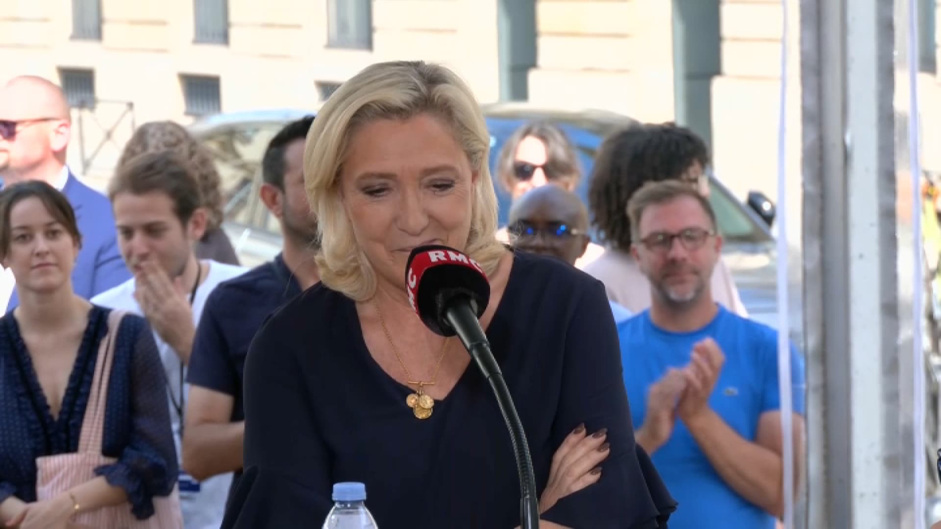 Marine Le Pen sur le plateau des Grandes Gueules