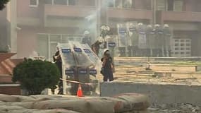 Intervention de la police à Istanbul le 2 juin 2013.