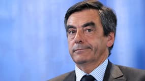 François Fillon se défend : des voyages en hélicoptère payés par l'UMP n'ont "jamais, jamais" servi à assurer des déplacements vers sa résidence de la Sarthe.