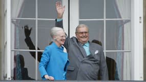 Le prince Henrik et la reine Margrethe II au balcon du Amalienborg Palace à Copenhague en 2016