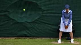 Une juge de ligne à Wimbledon, le 11 juillet 2024