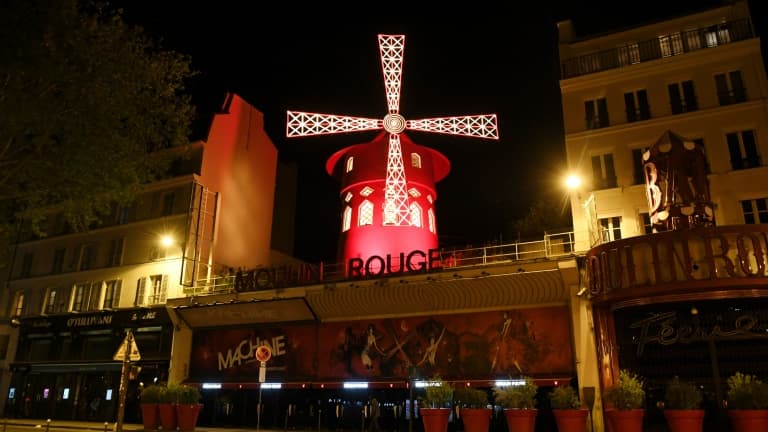 Le Moulin Rouge, à Paris le 15 avril 2020.