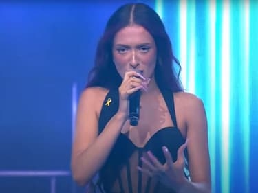La chanteuse Eden Golan qui représentera Israël à l'Eurovision 2024, ici le 6 février 2024 lors de la finale de l'émission "Hakochav Hab".