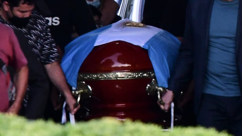 L'Argentine pleure Maradona