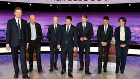 Les candidats sur le plateau du débat. 