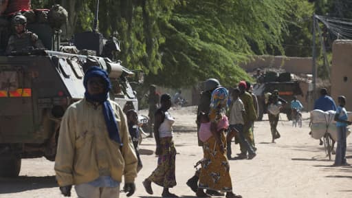 Les forces françaises et maliennes sont en route vers Tombouctou.