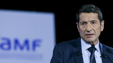 Le président de l'AMF, David Lisnard, lors du Congrès des Maires de France (AMF) à Paris, le 21 novembre 2024