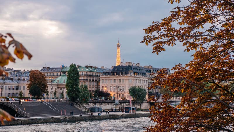 Paris arrive à la première place du classement des villes les plus fréquentées de l'Union européenne pour les réservations d'hébergements proposés par des particuliers via des plateformes en 2019. 