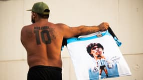 Pluie d'hommages à Diego Maradona 