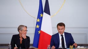 Élisabeth Borne et Emmanuel Macron le 19 juillet 2023 à Paris