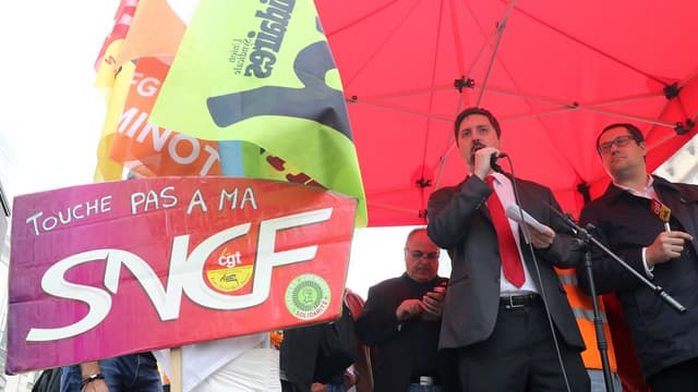 Si 3000 trains circulaient les jours de grève en début de conflit, le chiffre est désormais de 8000.