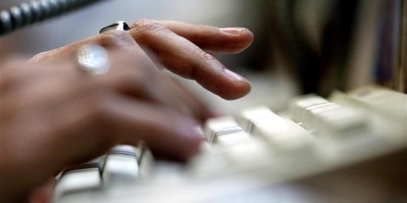 Emploi des seniors: le gouvernement envisage des sanctions financières si elles ne jouent pas le jeu