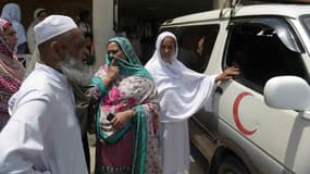 Une jeune pakistanaise est transportée à l'hôpital d'Islamabad dans une ambulance, après avoir été torturée et brûlée parce qu'elle refusait de se marier avec le fils d'une ancienne collègue. (Photo d'illustration) 