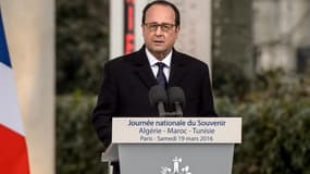 François Hollande rend hommage aux victimes de la guerre d'Algérie, le 19 mars 2016