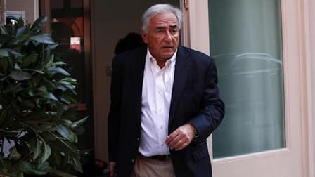 En évoquant mercredi l'attitude à l'égard des femmes de Dominique Strauss-Kahn, Martine Aubry a pris ses distances avec l'ancien directeur du Fonds monétaire international dont la mise en cause dans une affaire de viol présumé a profondément choqué l'opin