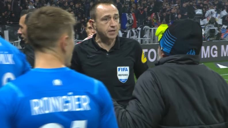 Jorge Sampaoli s'agace face à Ruddy Buquet Jorge Sampaoli s'agace face à Ruddy Buquet