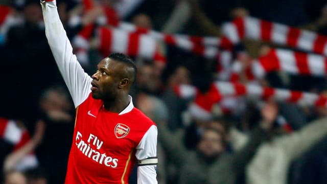 A deux mois du Mondial, le défenseur d'Arsenal s'est de nouveau blessé.