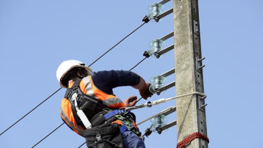 Jusqu'à 55.800 foyers ont été privés d'électricité, vendredi soir, dans le Sud-Ouest.