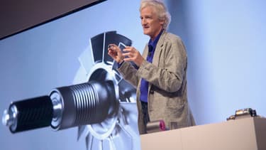 James Dyson veut absolument que son entreprise reste familiale, écartant tout apport financier extérieur ou mise en Bourse.