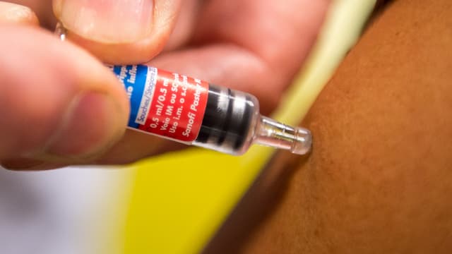 Campagne de vaccination contre la grippe, en octobre 2015 à Lille.