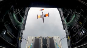Airbus a créé un lanceur pour éjecter un drone depuis un A400M