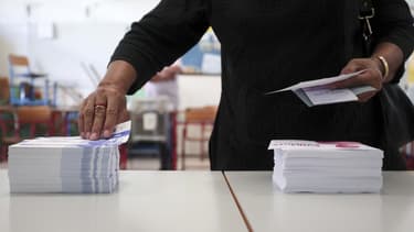 Des urnes et du désinfectant