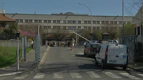 Abdelkader Merah, le frère aîné du "tueur au scooter", est détenu au quartier d'isolement de la maison d'arrêt de Fresnes (Val-de-Marne).