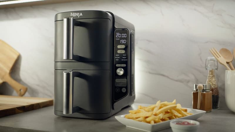 Remise et code promo : le prix du Air Fryer Ninja Double Stack XL ne résiste pas à la pression
