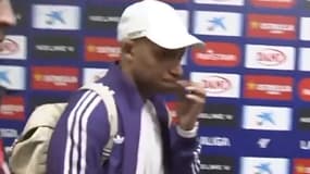 Kylian Mbappé en zone mixte après le match de Liga Espanyol-Real Madrid le 1er février 2025