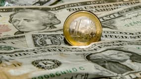 L'Euro signe sur le 2ème trimestre 2015 sa meilleure performance en 4 ans face au billet vert.