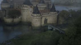 Le château de Vivesaigues, demeure des Tully