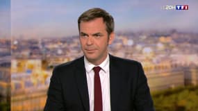 Le ministre de la santé Olivier Véran sur le plateau de TF1 le 2 juin 2021.