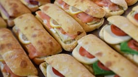 Des sandwichs présentés sur un stand du salon Snack Show à Paris, le 5 avril 2018 (photo d'illustration).