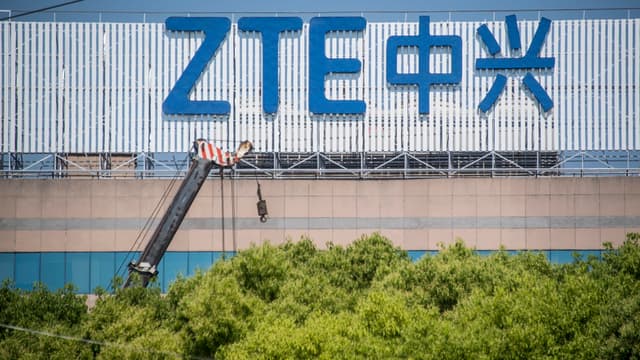 ZTE a du payer un milliard de dollars d'amende aux autorités américaines.