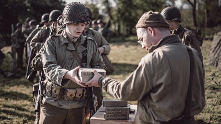 Antoine Ballon-Dervault, reconstituteur passionné par la Seconde Guerre mondiale, sera l'un des privilégiés à rejouer le Débarquement à Utah Beach, le 6 juin 2024 au petit matin.