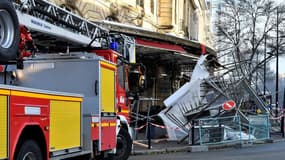 Un échafaudage s'est effondré à Bordeaux dans la nuit de vendredi à samedi. 