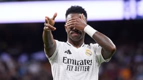 Vinicius Junior célère un but avec le Real Madrid contre Gérone en Liga, le 23 février 2025